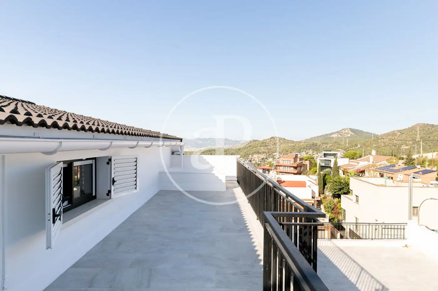 Terrassa de Casa o xalet en venda en Esplugues de Llobregat amb Calefacció, Jardí privat i Terrassa