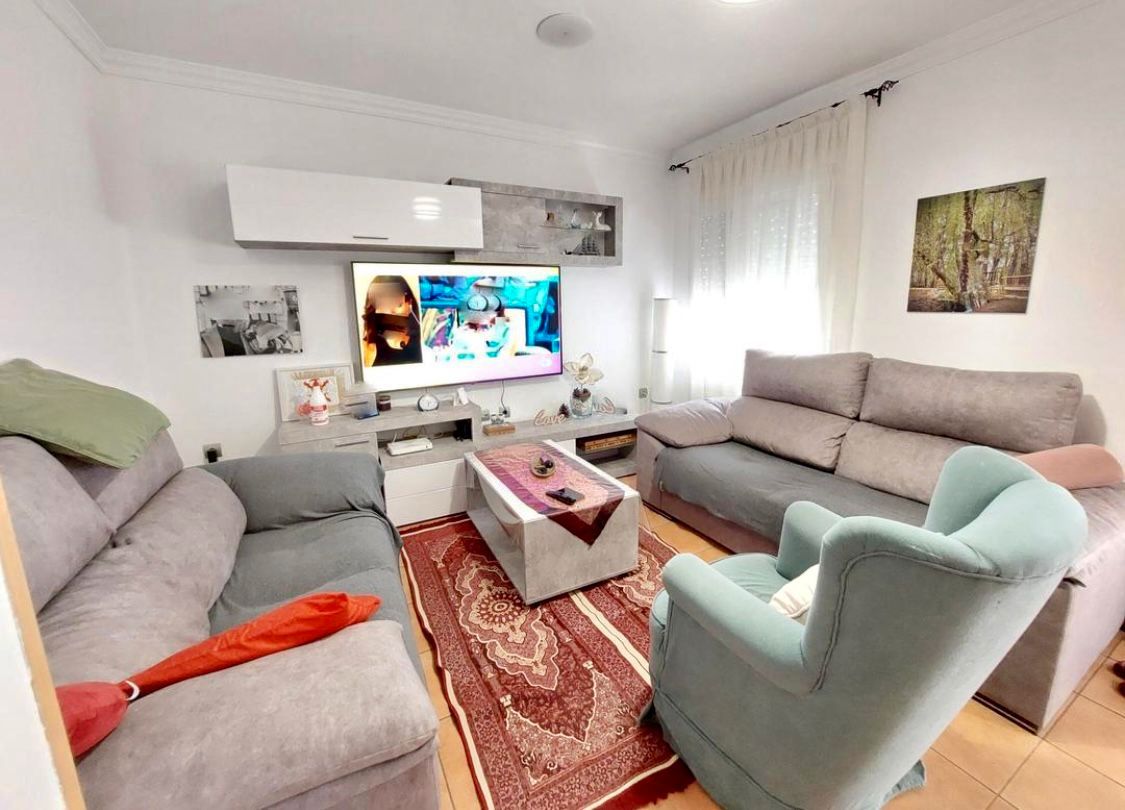Living room of Single-family semi-detached for sale in Lorca  with Furnished