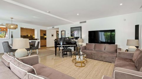 Foto 4 de Piso en venta en Río Real, Marbella