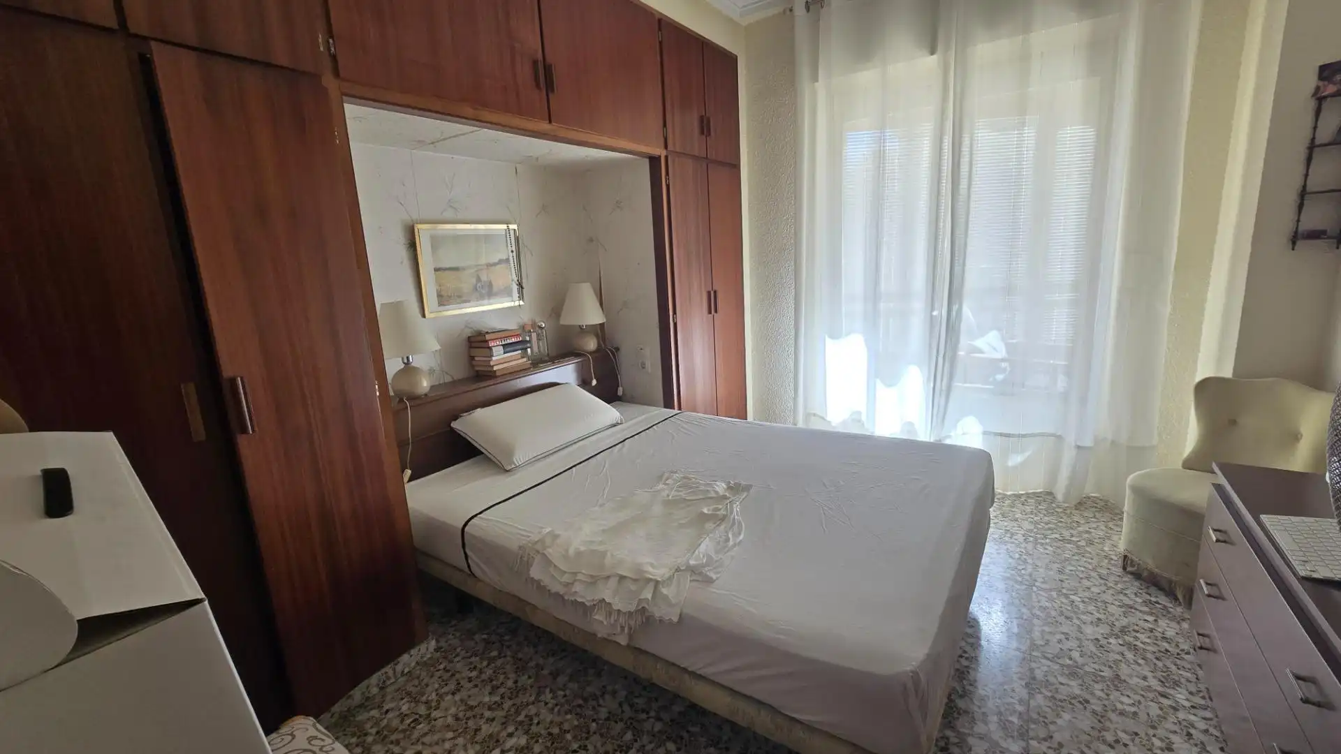 Dormitori de Apartament de lloguer en Santa Pola amb Terrassa i Moblat