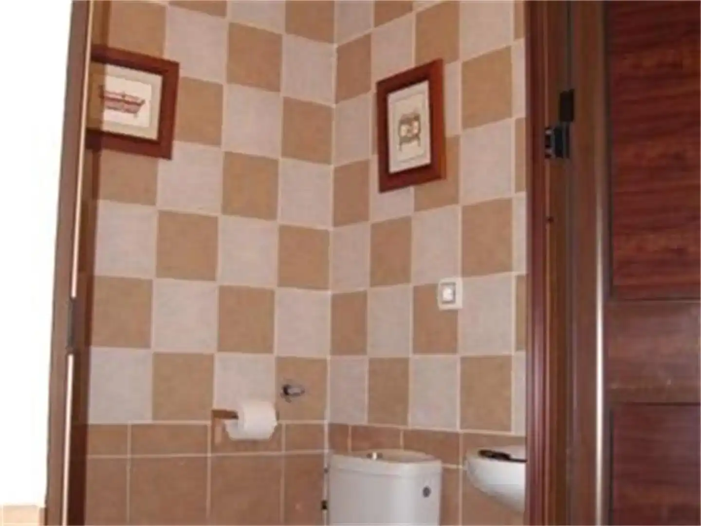 Bany de Pis en venda en Guillena amb Aire condicionat i Balcó