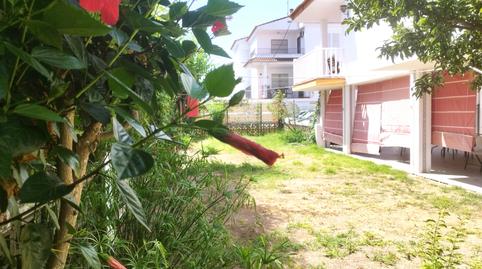 Foto 2 de Casa adosada en venta en Calle Velero, La Antilla, Huelva