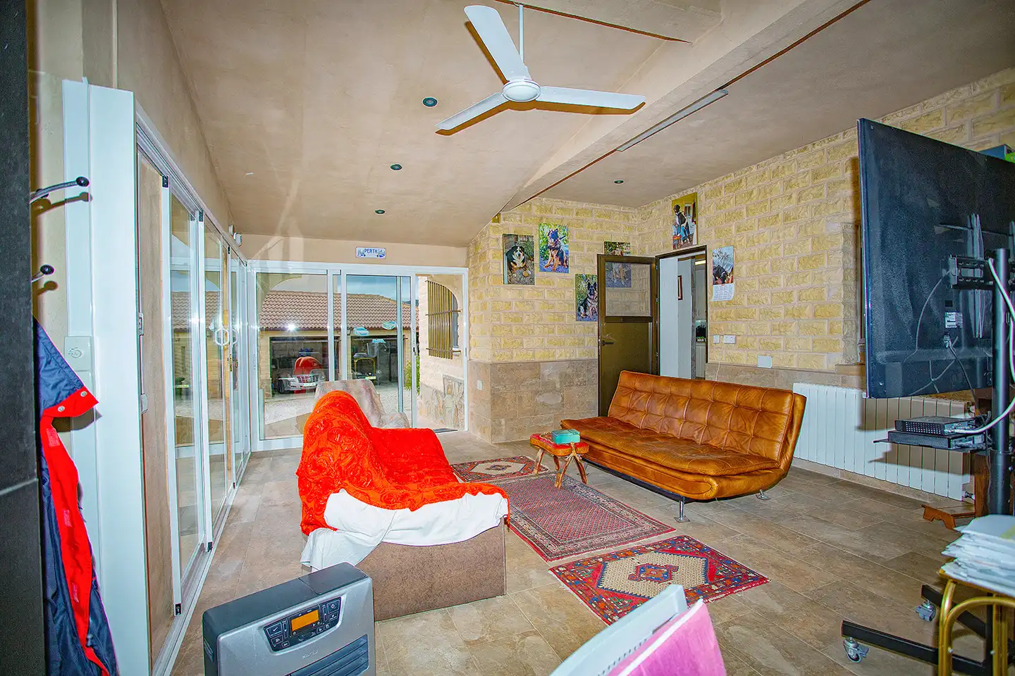 Finca rústica en venta en Aspe con Aire acondicionado, Calefacción y Jardín privado