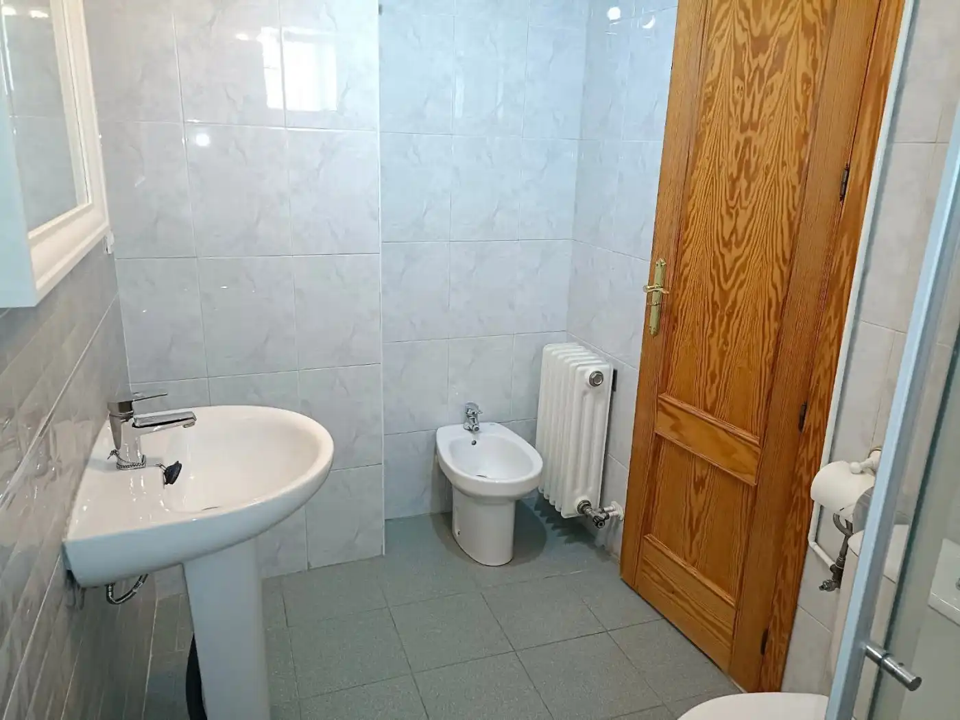 Flat for rent in Avenida CADIZ, Barrio de Zaidín