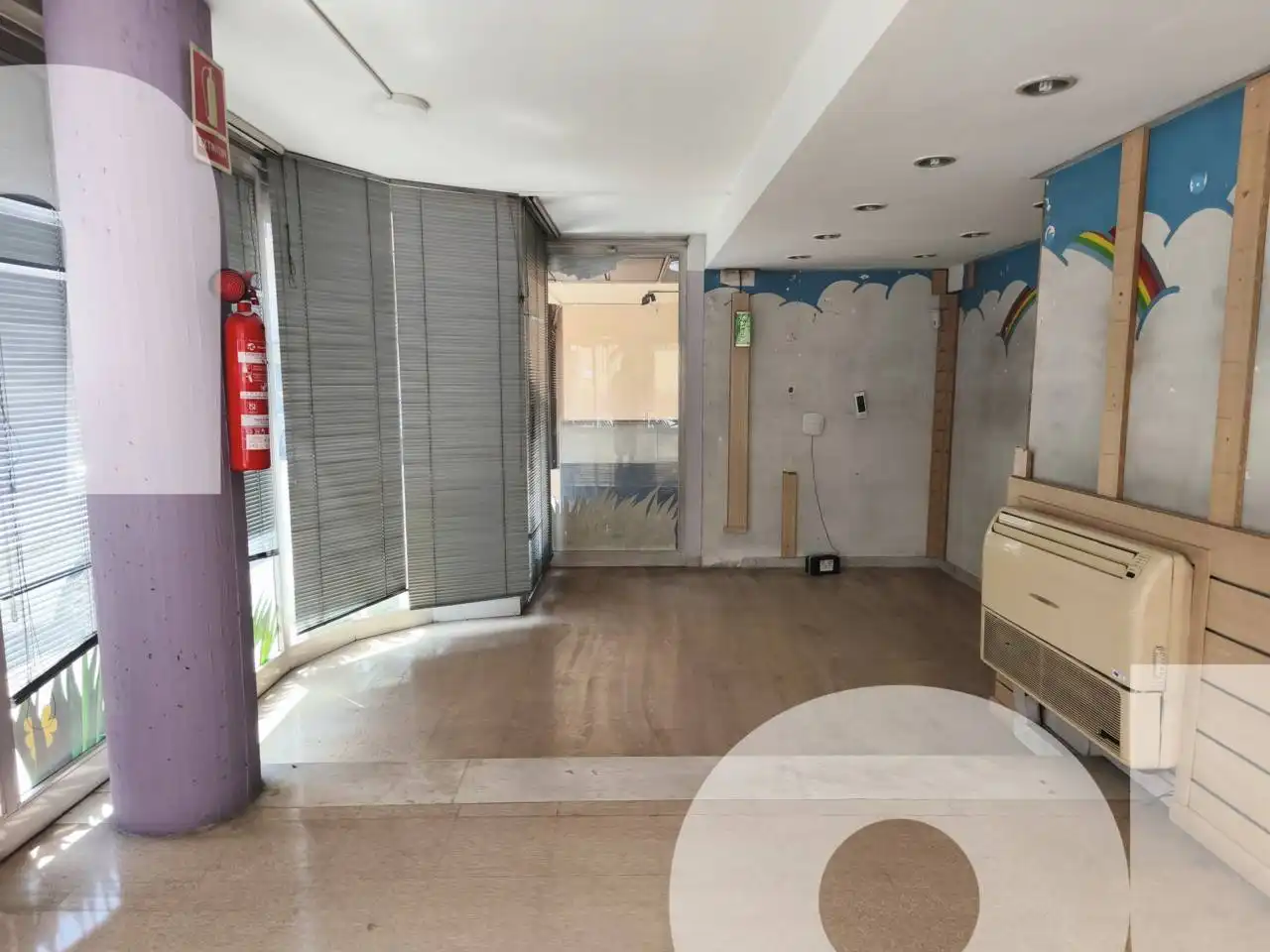 Gewerbefläche zum Verkauf in Calle Marti Grivé 4, imagen 7