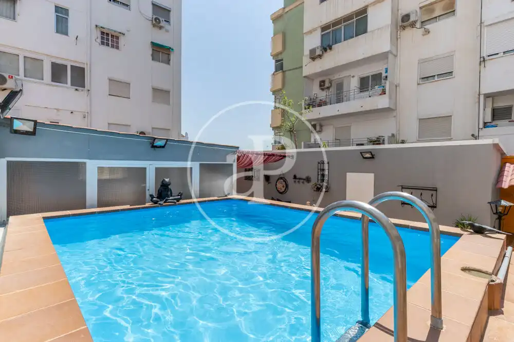 Piscina de Pis en venda en Jesús