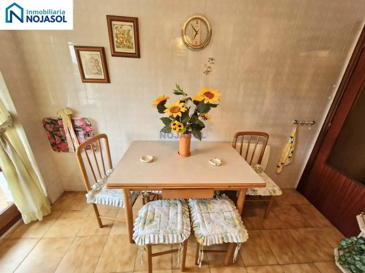 Comedor de Piso en venta en Hazas de Cesto con Parquet, Terraza y Amueblado