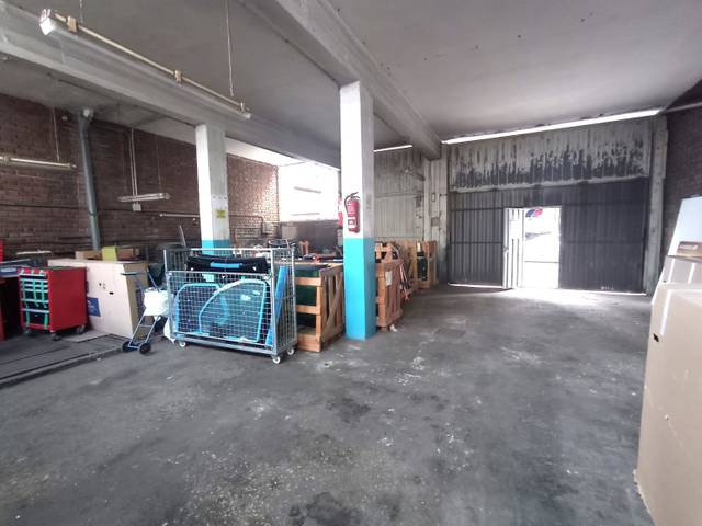 Local comercial en Alquiler en Torrelavega - AV BILBAO en Sierrapando