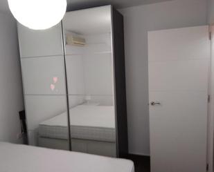 Bedroom of Flat to rent in  Sevilla Capital  with Air Conditioner