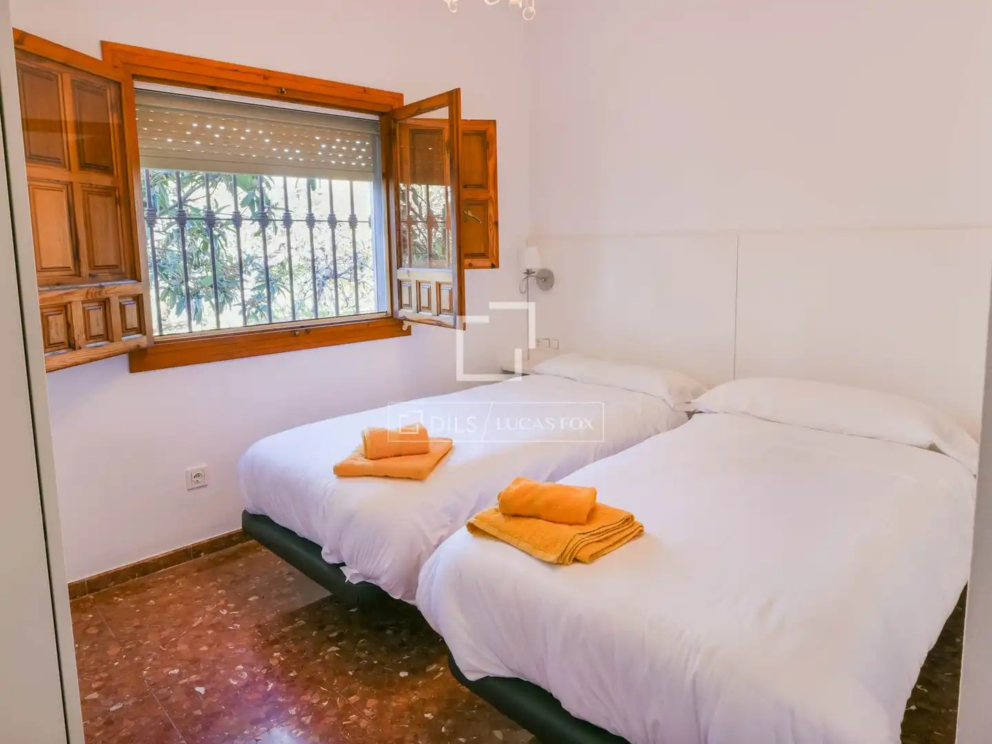 Dormitori de Casa o xalet en venda en Málaga amb Aire condicionat, Calefacció i Jardí privat