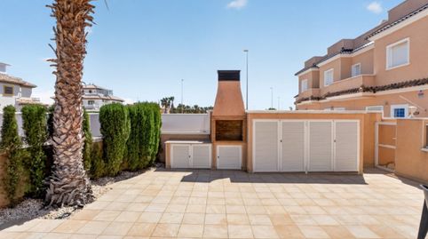 Foto 5 de Casa adosada en venta en Calle Cabo San Vicente, 4 , Lomas de Cabo Roig - Los Dolses, Orihuela