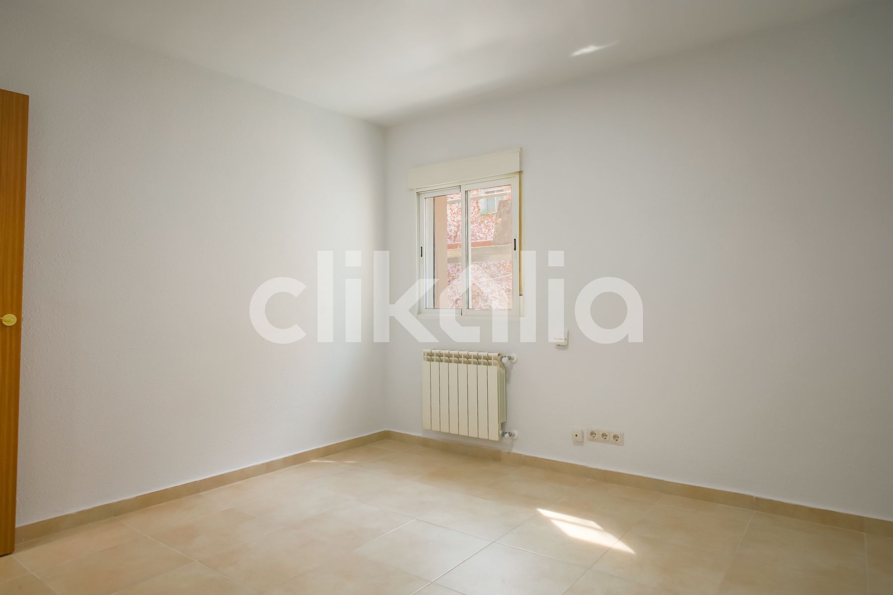 Dormitori de Pis de lloguer en  Madrid Capital amb Calefacció