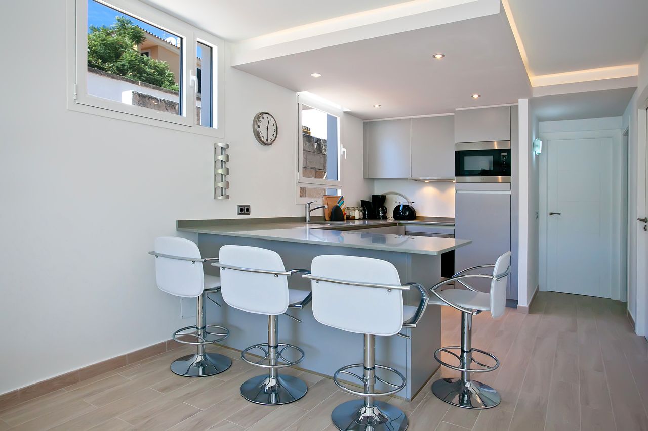 Kitchen of Apartment for sale in Andratx  with Air Conditioner, Furnished and Community pool