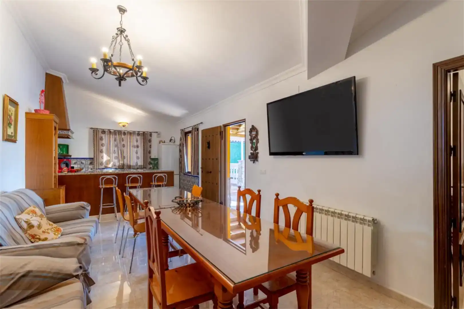 Comedor de Casa o chalet en venta en Fuentes de Andalucía con Aire acondicionado y Piscina