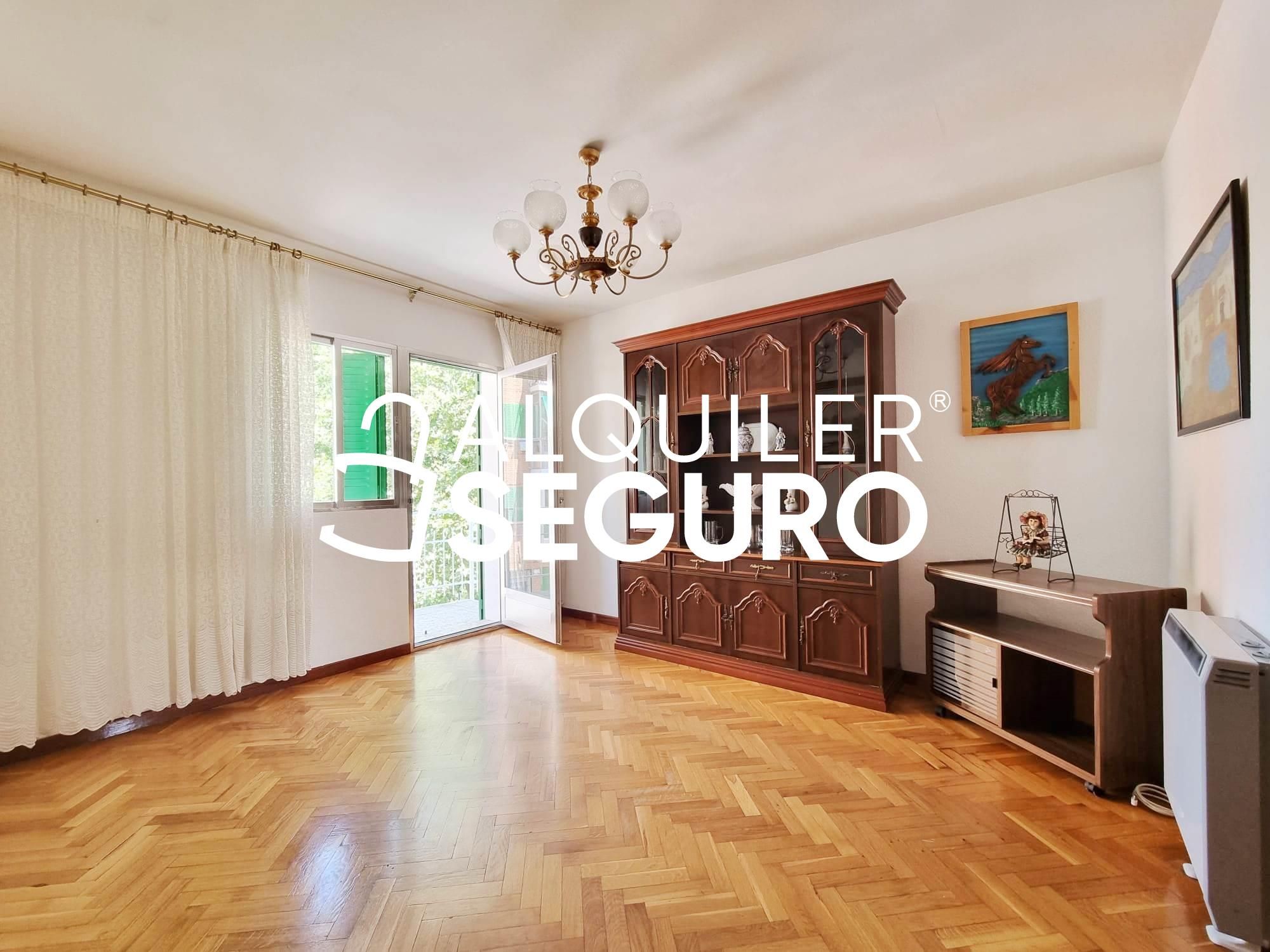 Living room of Flat to rent in Collado Villalba  with Heating, Terrace and Furnished