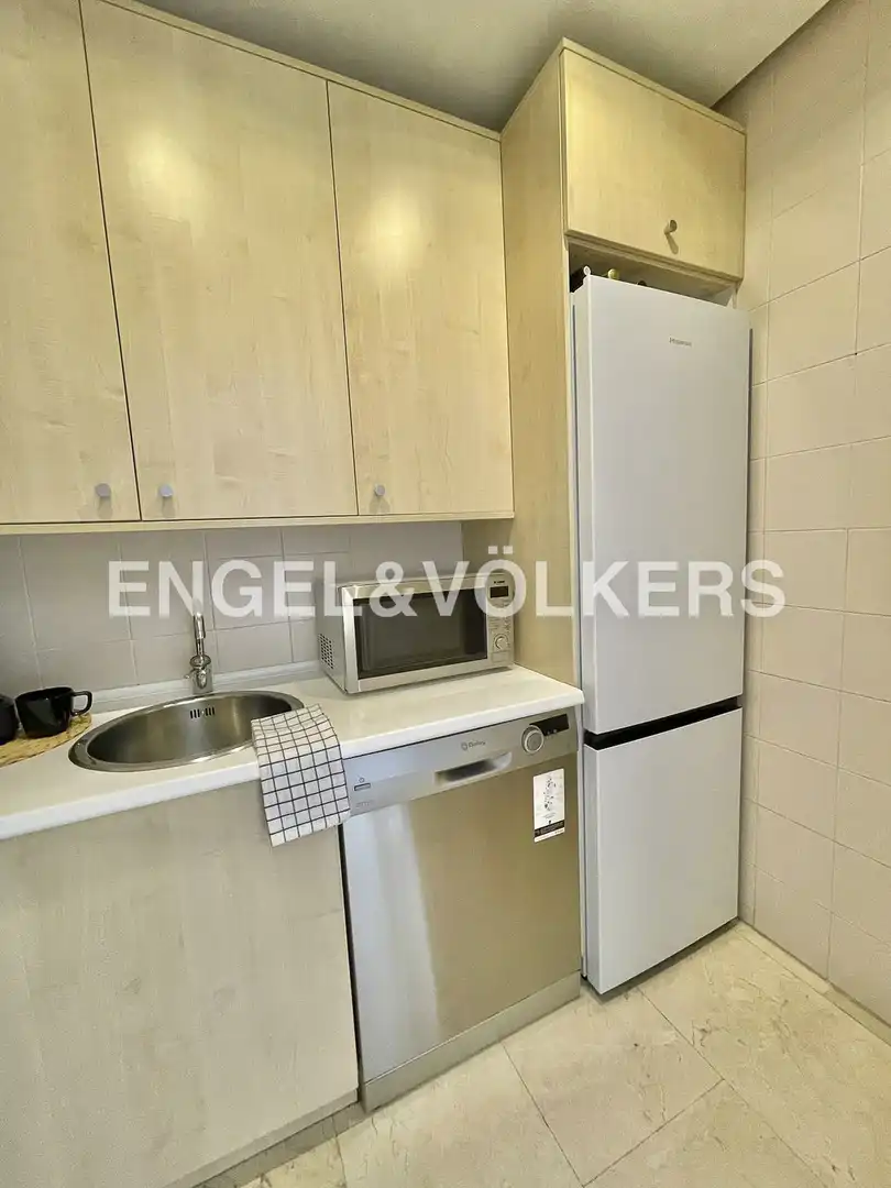Cocina de Piso de alquiler en Madrid con Aire acondicionado, Calefacción y Trastero