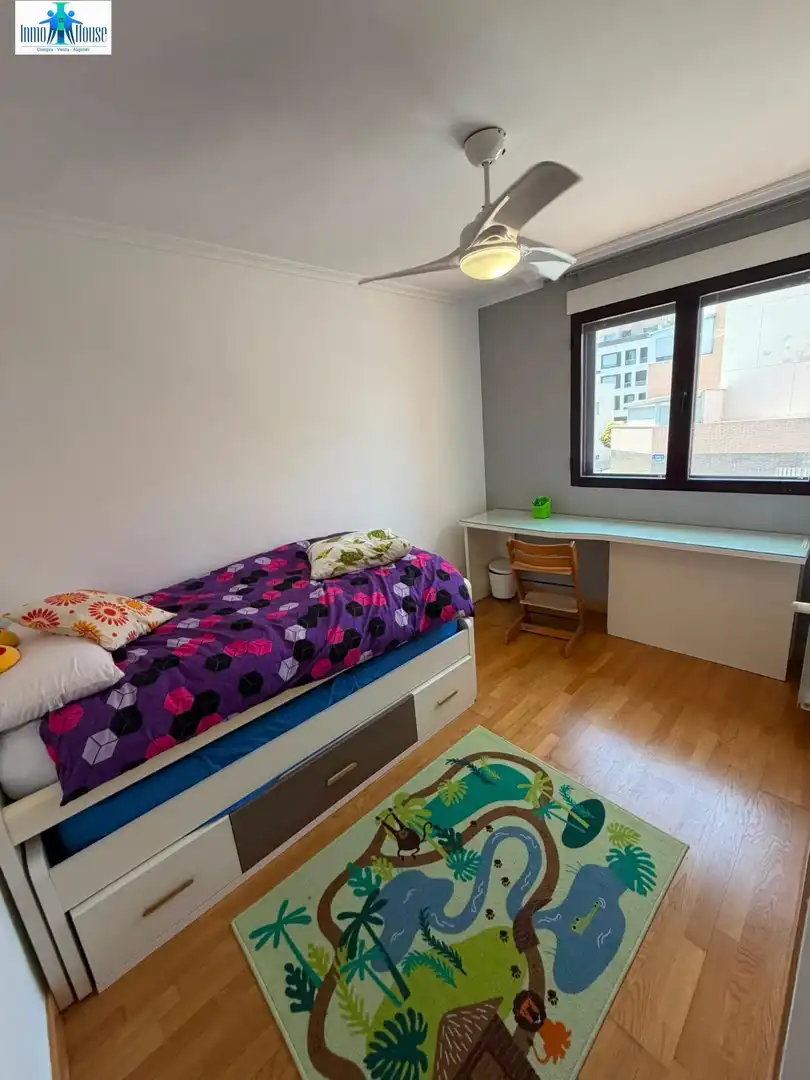 Detached homes for rent in Imaginalia - Llanos del Águila
