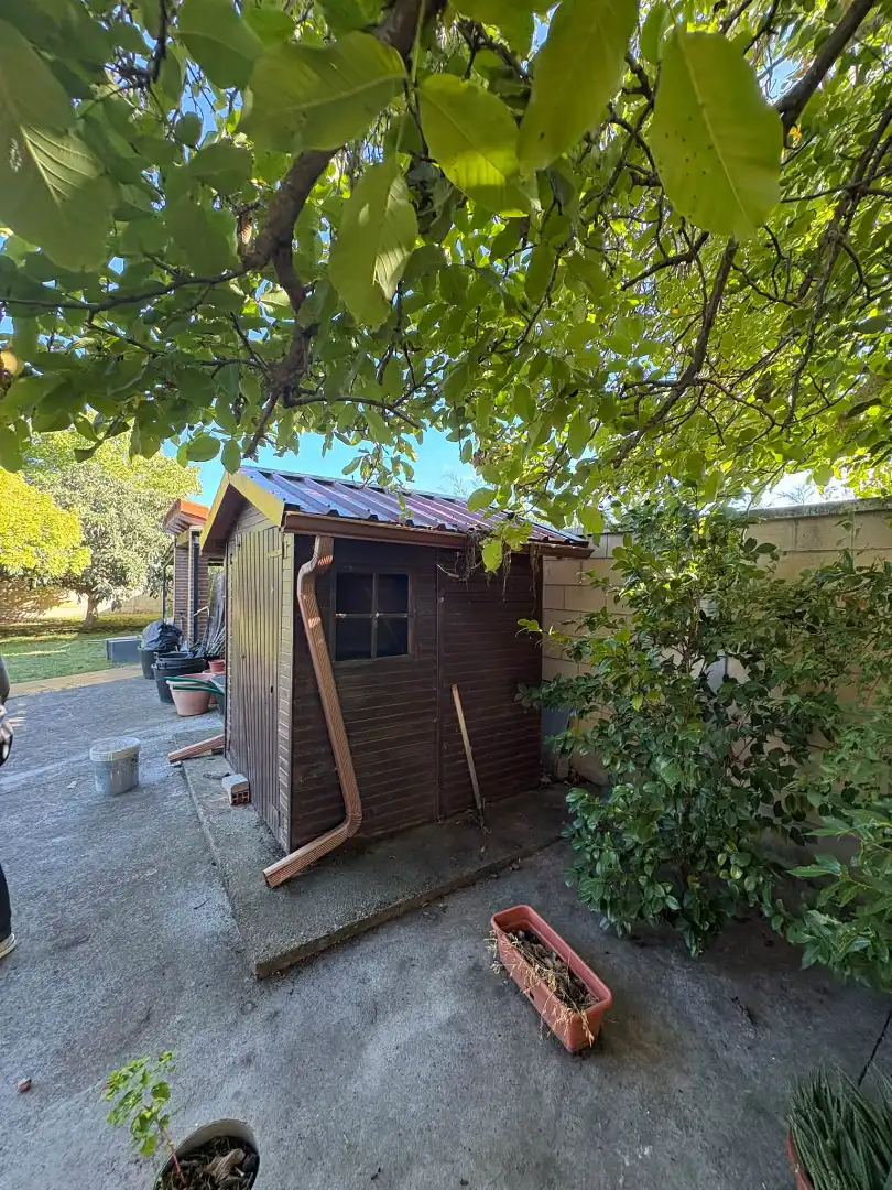 Vista exterior de Terreno en venta en Albelda de Iregua