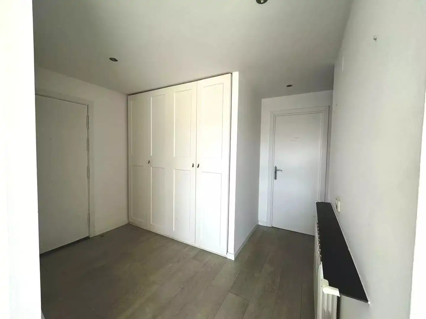 Schlafzimmer von Wohnung zur Miete in Girona mit Klimaanlage, Heizung und Parkett