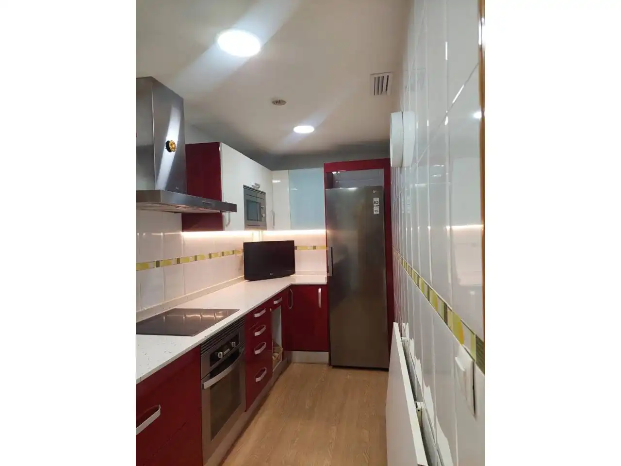 Cuina de Apartament en venda en Cedillo del Condado amb Calefacció i Traster