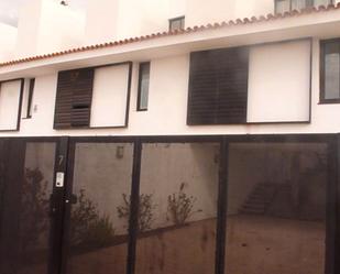 Exterior view of Single-family semi-detached for sale in San Miguel de Abona  with Swimming Pool