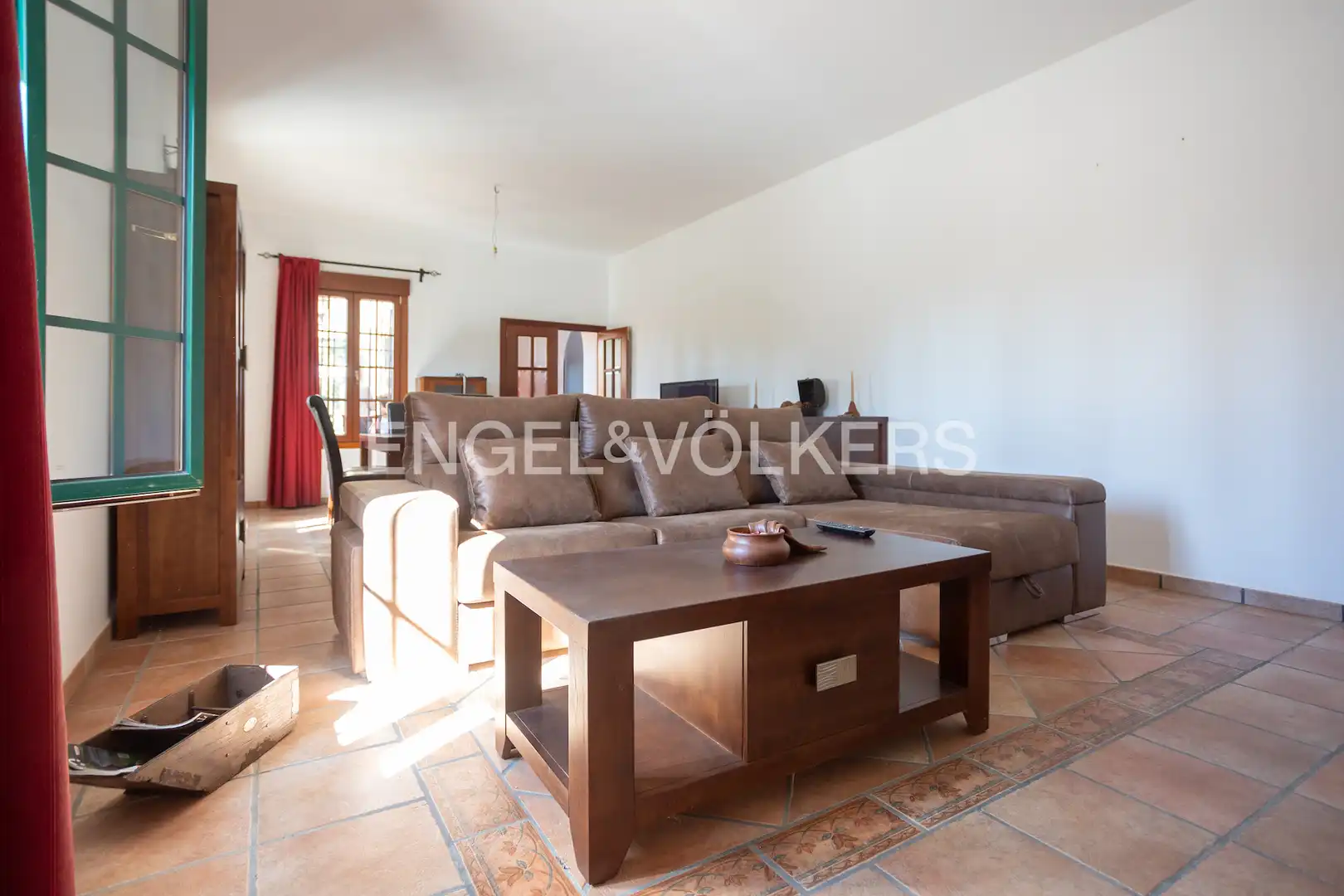 Sala de estar de Finca rústica en venta en Llerena con Calefacción, Jardín privado y Trastero