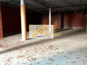 Local comercial en venda a Calle De Emiliano Alonso Sánchez Lomba 17