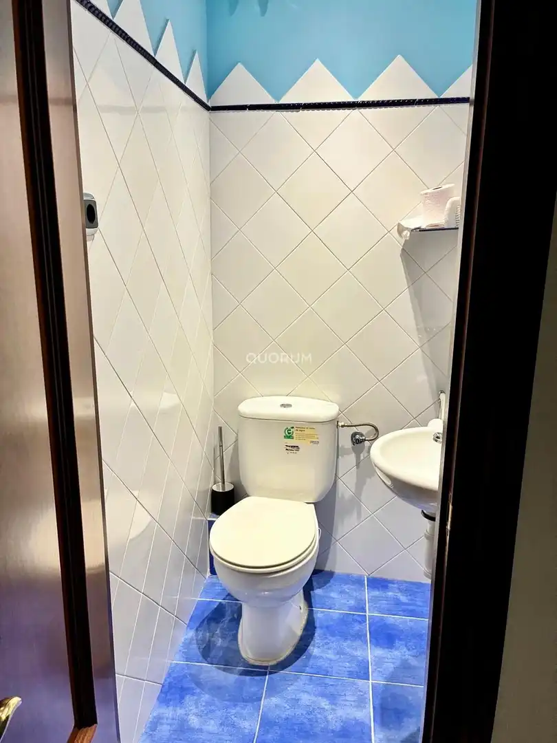 Baño de Piso en venta en Erandio con Calefacción, Trastero y Amueblado