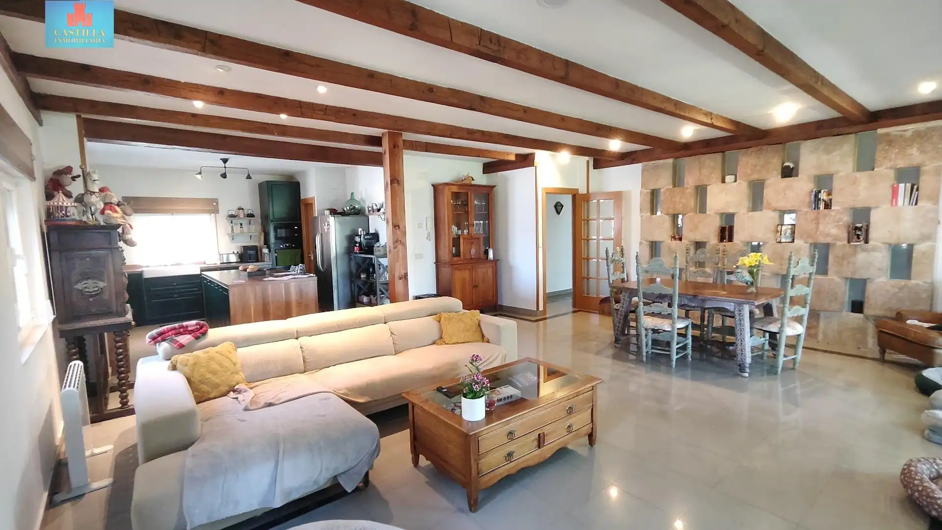 Sala de estar de Finca rústica en venta en Muñopepe con Calefacción, Jardín privado y Trastero