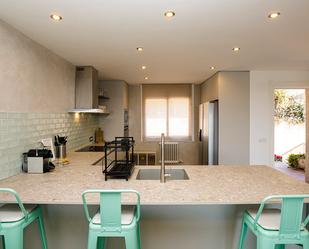 Kitchen of House or chalet to rent in Girona Capital  with Air Conditioner, Terrace and Balcony