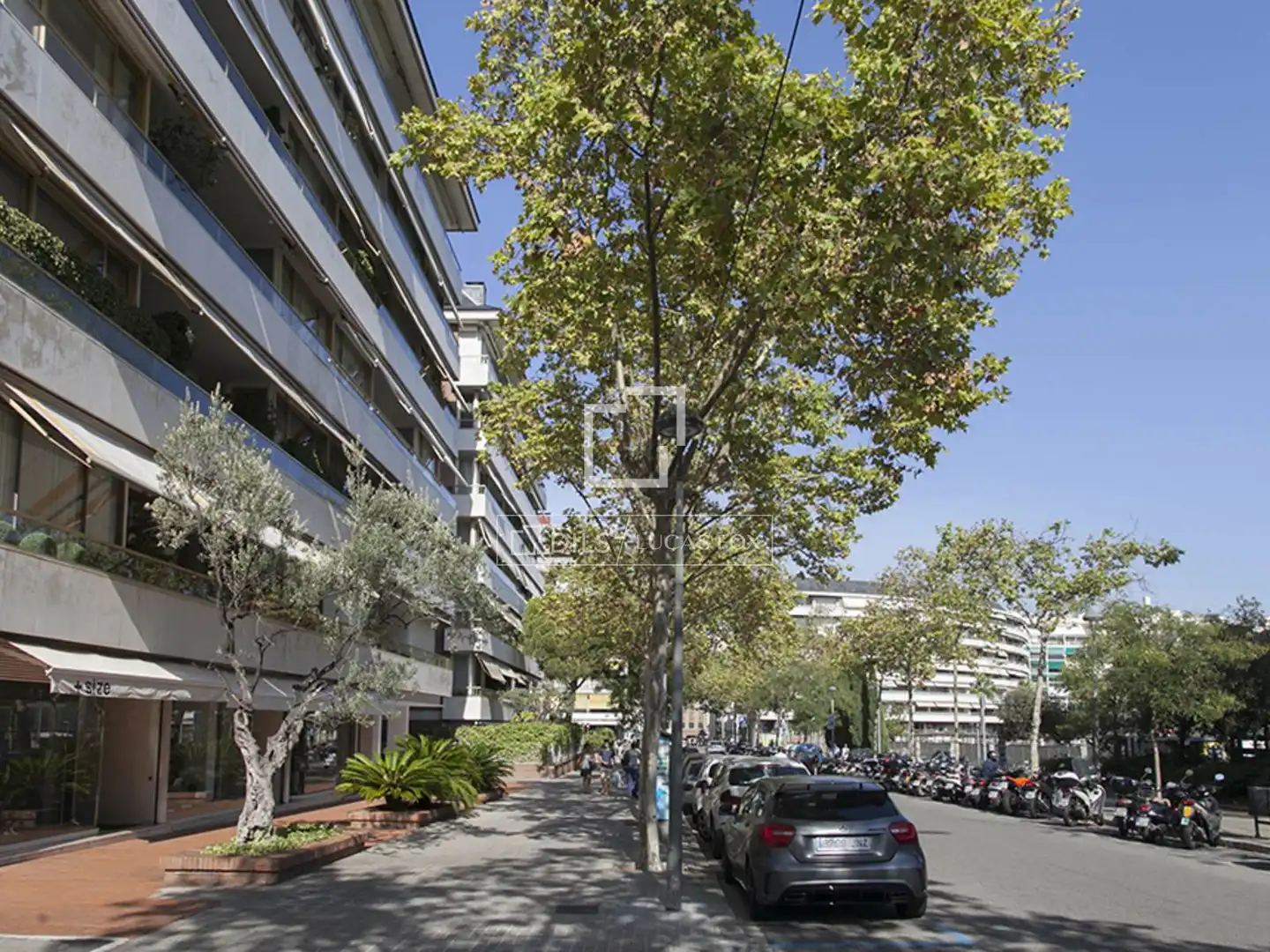 Vista exterior de Piso en venta en Sarrià - Sant Gervasi
