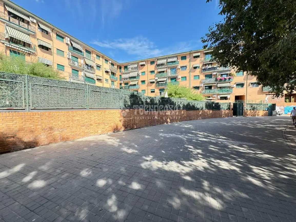 Exterior view of Flat for sale in Aranjuez  with Heating and Community pool