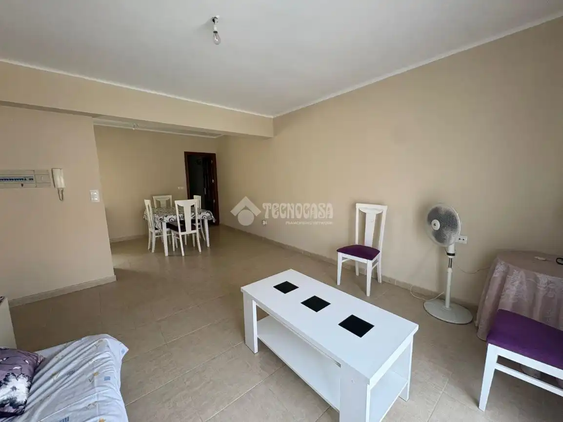 Sala d'estar de Pis en venda en Jaén amb Balcó