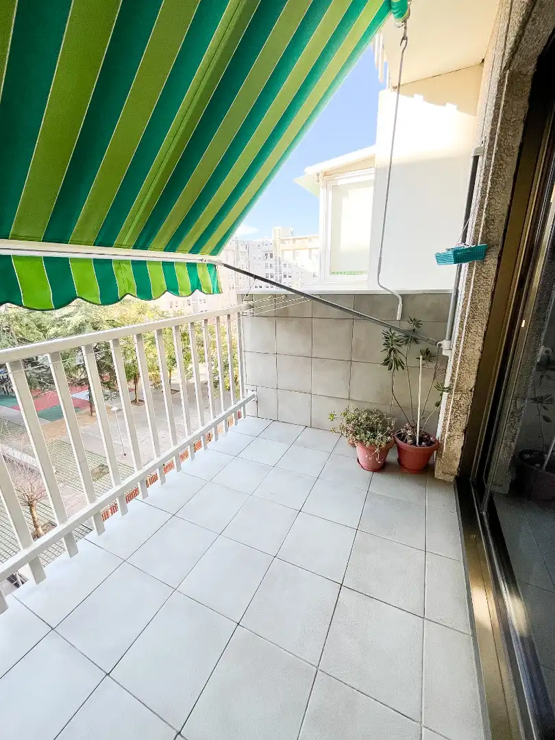 Terraza de Piso de alquiler en Cerdanyola del Vallès con Aire acondicionado, Calefacción y Parquet
