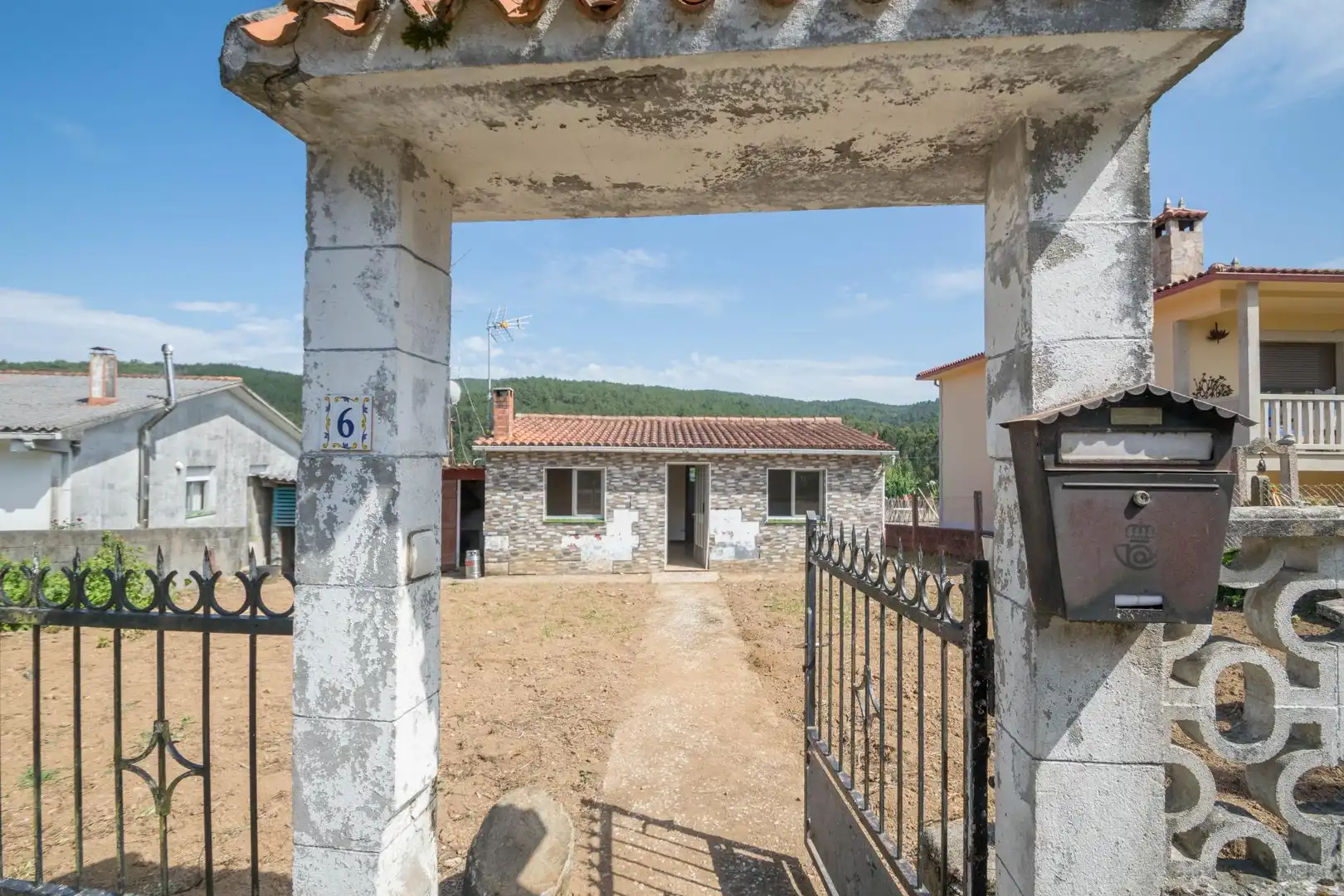 Vista exterior de Finca rústica en venta en Abegondo con Jardín privado y Trastero