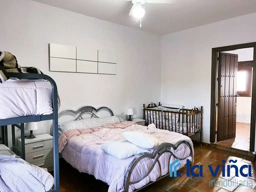 Habitación de Casa o chalet en venta en Málaga con Jardín privado, Terraza y Trastero