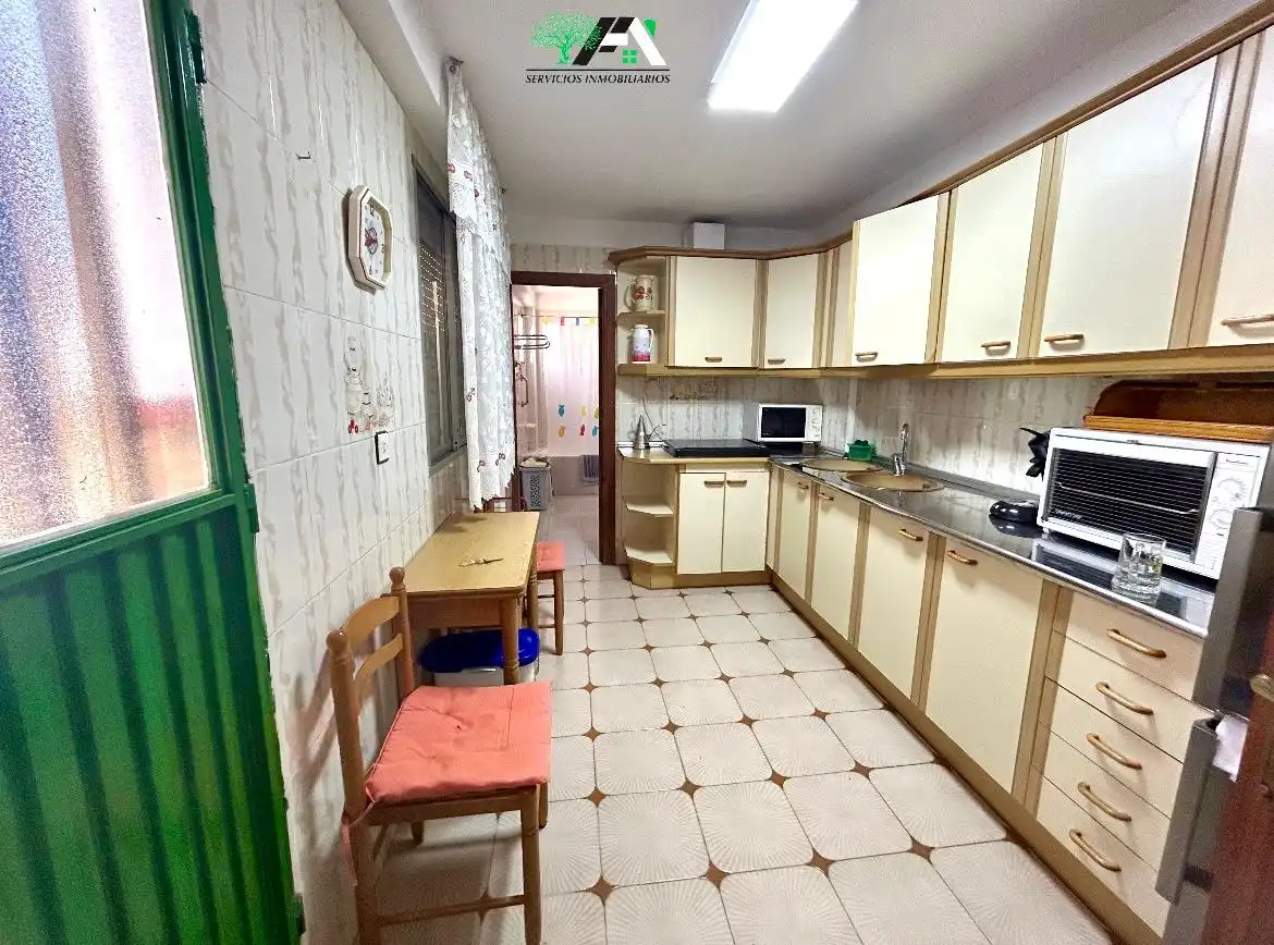 Cuina de Casa o xalet en venda en Ibros amb Balcó