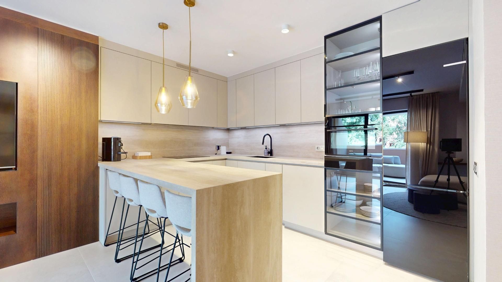 Kitchen of Flat for sale in Marbella  with Private garden, Terrace and Balcony