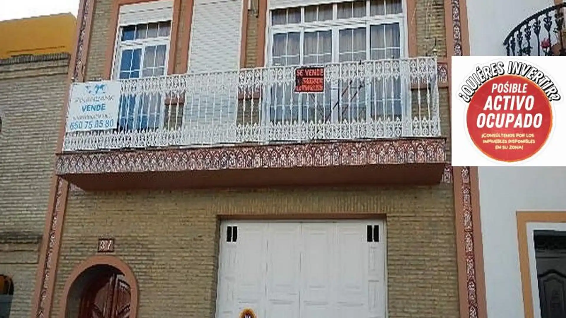 Vista exterior de Casa o xalet en venda en Mairena del Aljarafe