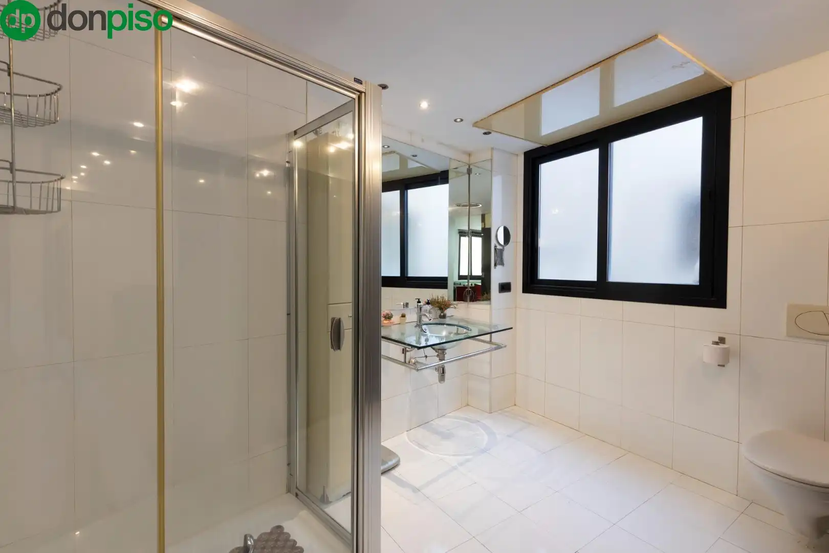 Baño de Loft en venta en Granada con Aire acondicionado, Calefacción y Parquet