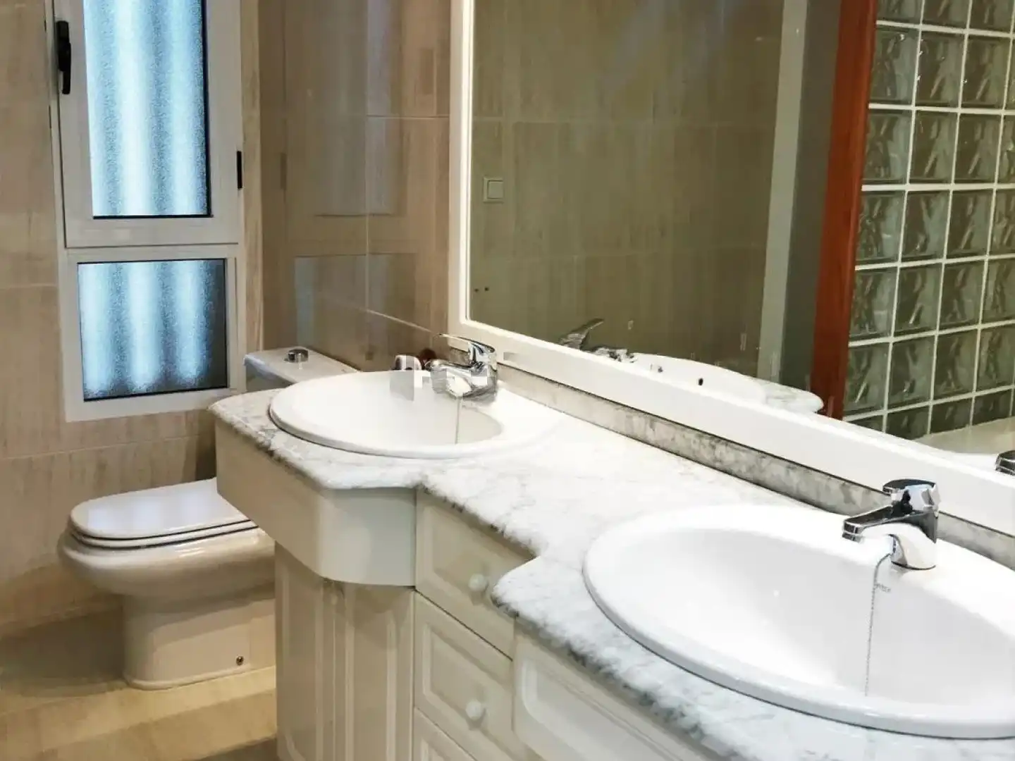 Bathroom of Flat for rent in El Campello  with Terrace, Swimming Pool and Oven