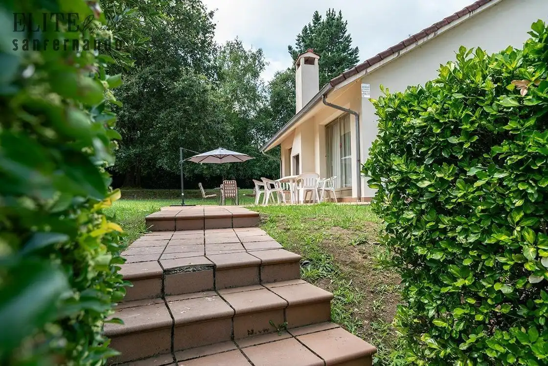 Jardín de Casa o chalet en venta en Piélagos con Jardín privado