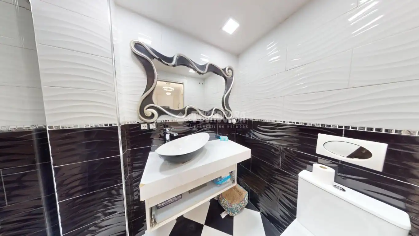 Baño de Piso en venta en Valencia con Calefacción