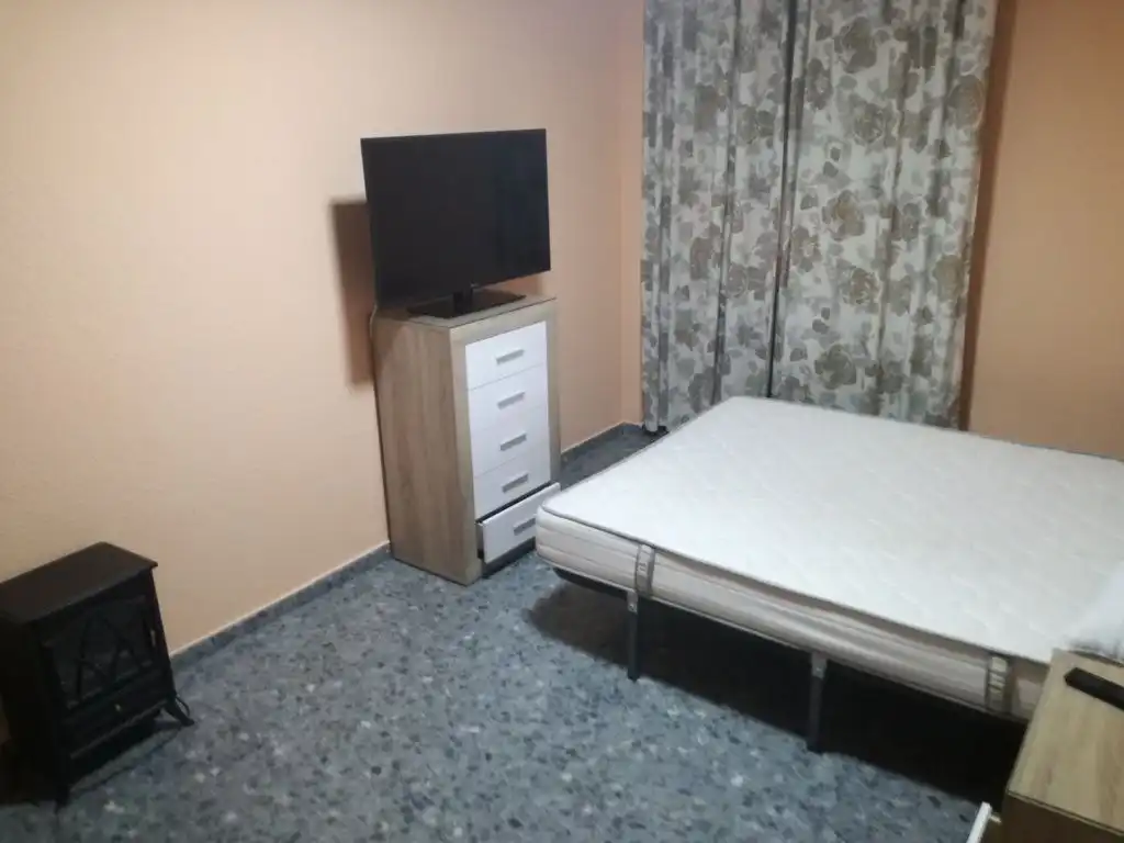 Habitación de Piso en venta en Granada con Calefacción, Terraza y Trastero