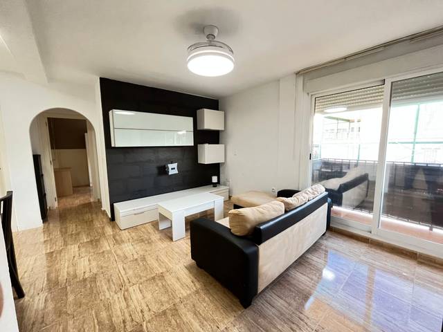 Piso en Alquiler en Calle Río Júcar en Los Dolores