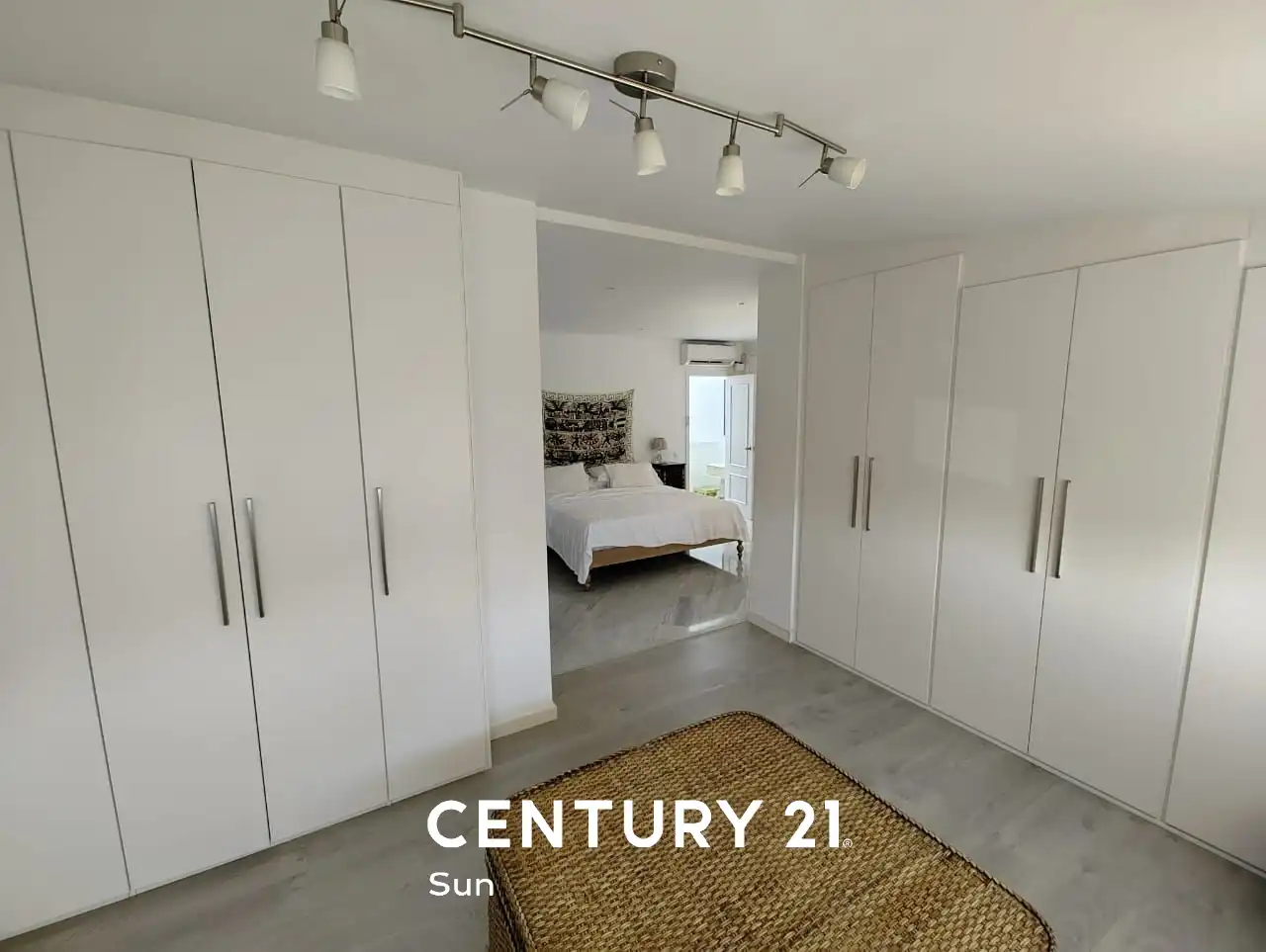 Habitación de Casa o chalet de alquiler en Estepona con Aire acondicionado, Jardín privado y Terraza