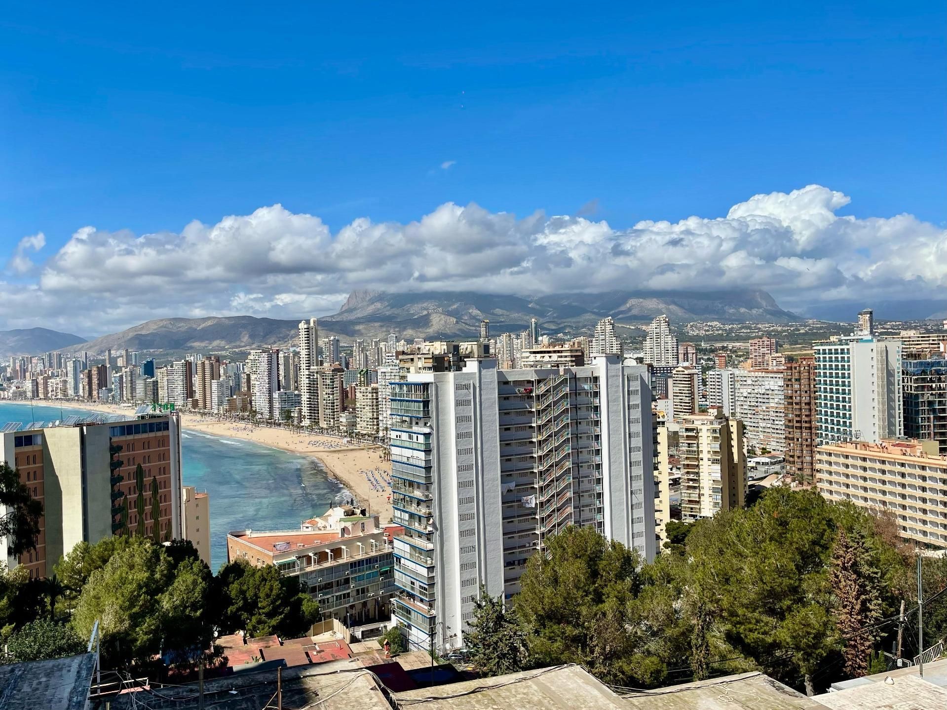 Vista exterior de Apartament en venda en Benidorm amb Aire condicionat, Calefacció i Terrassa