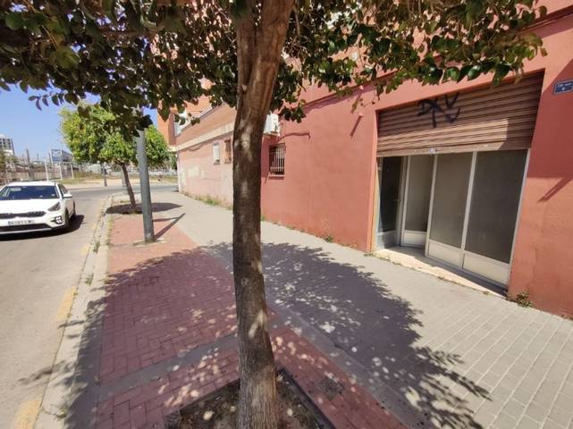 Local comercial en Venta en Ciutat Fallera