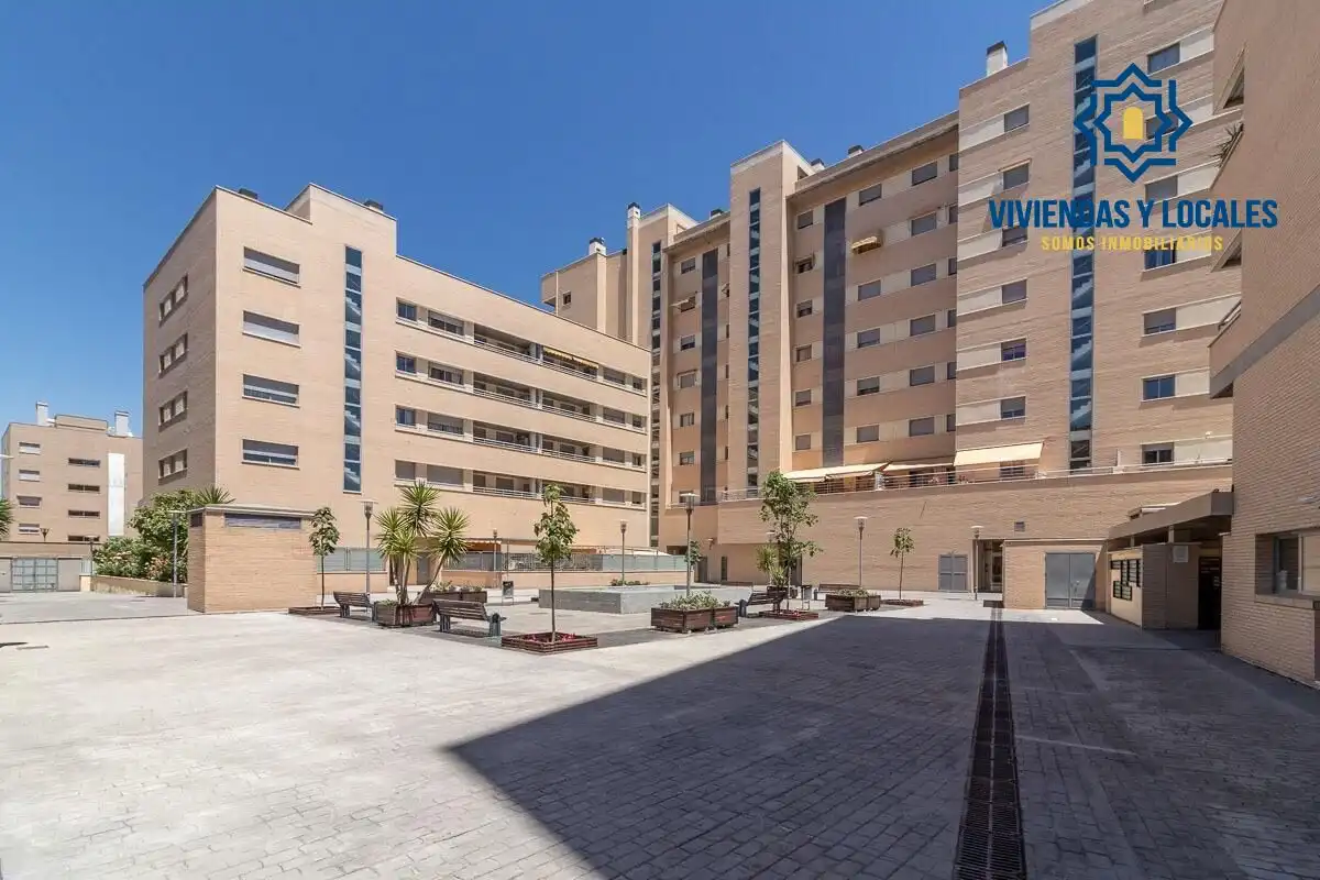 Penthouse mit Pool zum Verkauf in Avenida DE LA ILUSTRACION, imagen 32