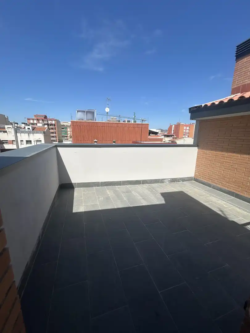 Terraza de Piso en venta en El Prat de Llobregat con Aire acondicionado, Terraza y Piscina